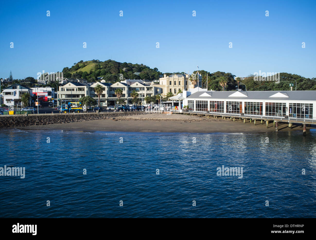 Le terminal de ferry à partir de la mer de Devonport, Auckland, Nouvelle-Zélande Banque D'Images