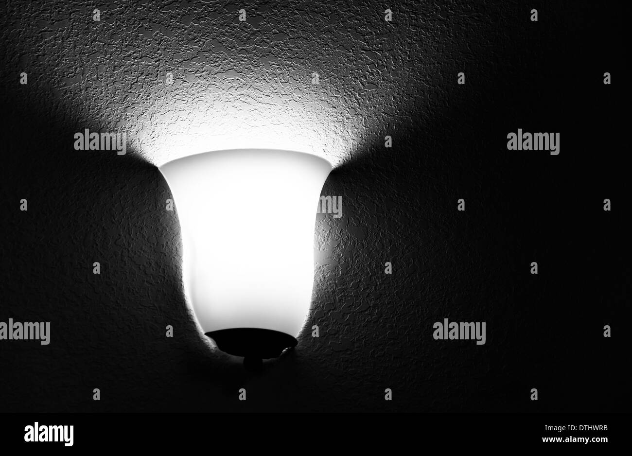Lampe dans une chambre d'hôtel. Banque D'Images