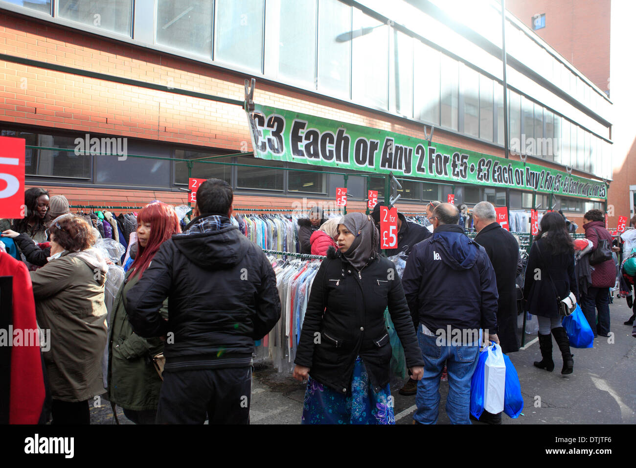 Royaume-uni East London Middlesex Petticoat Lane Market street dimanche Banque D'Images