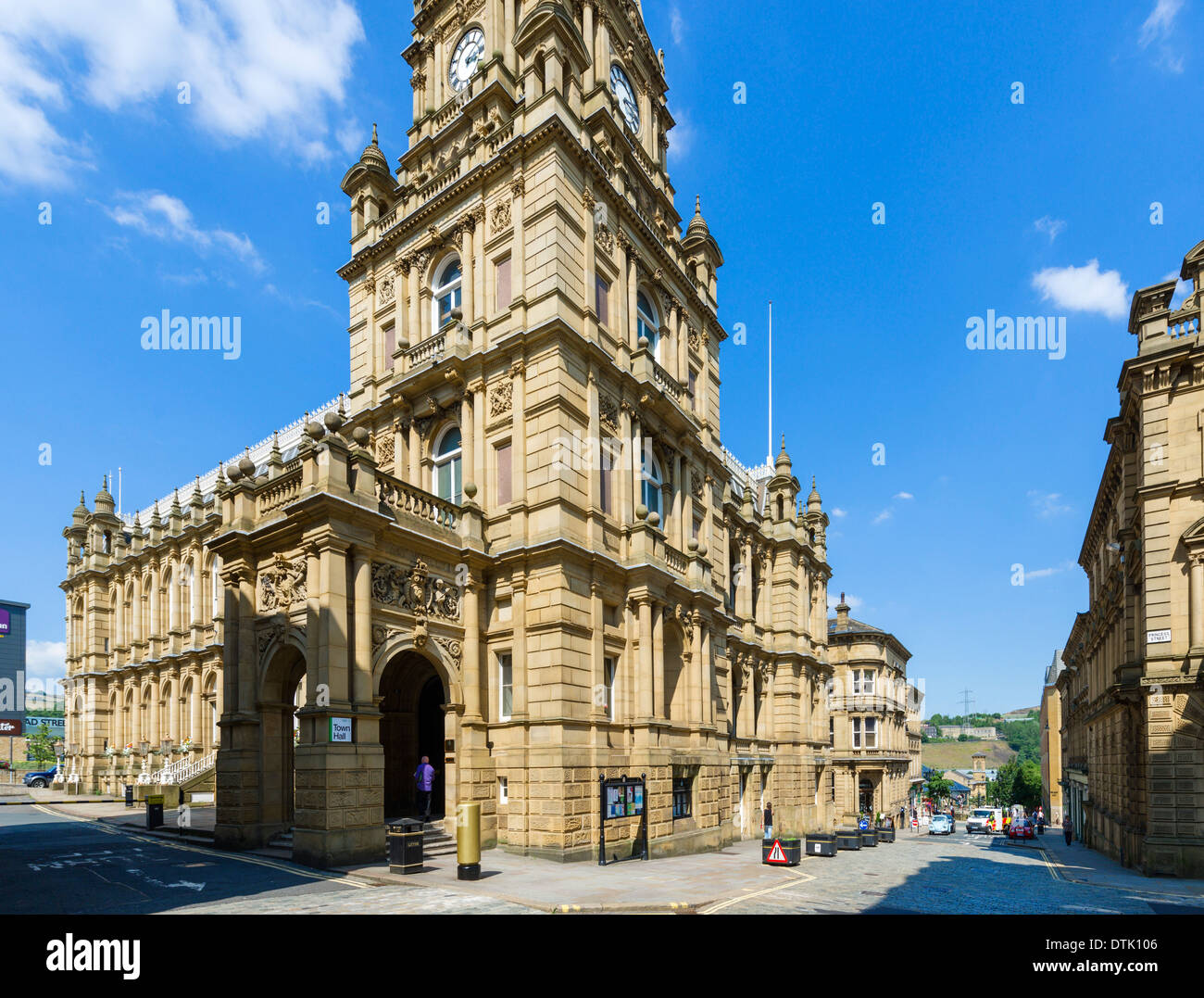 Hôtel de ville, Halifax, West Yorkshire, Royaume-Uni Banque D'Images