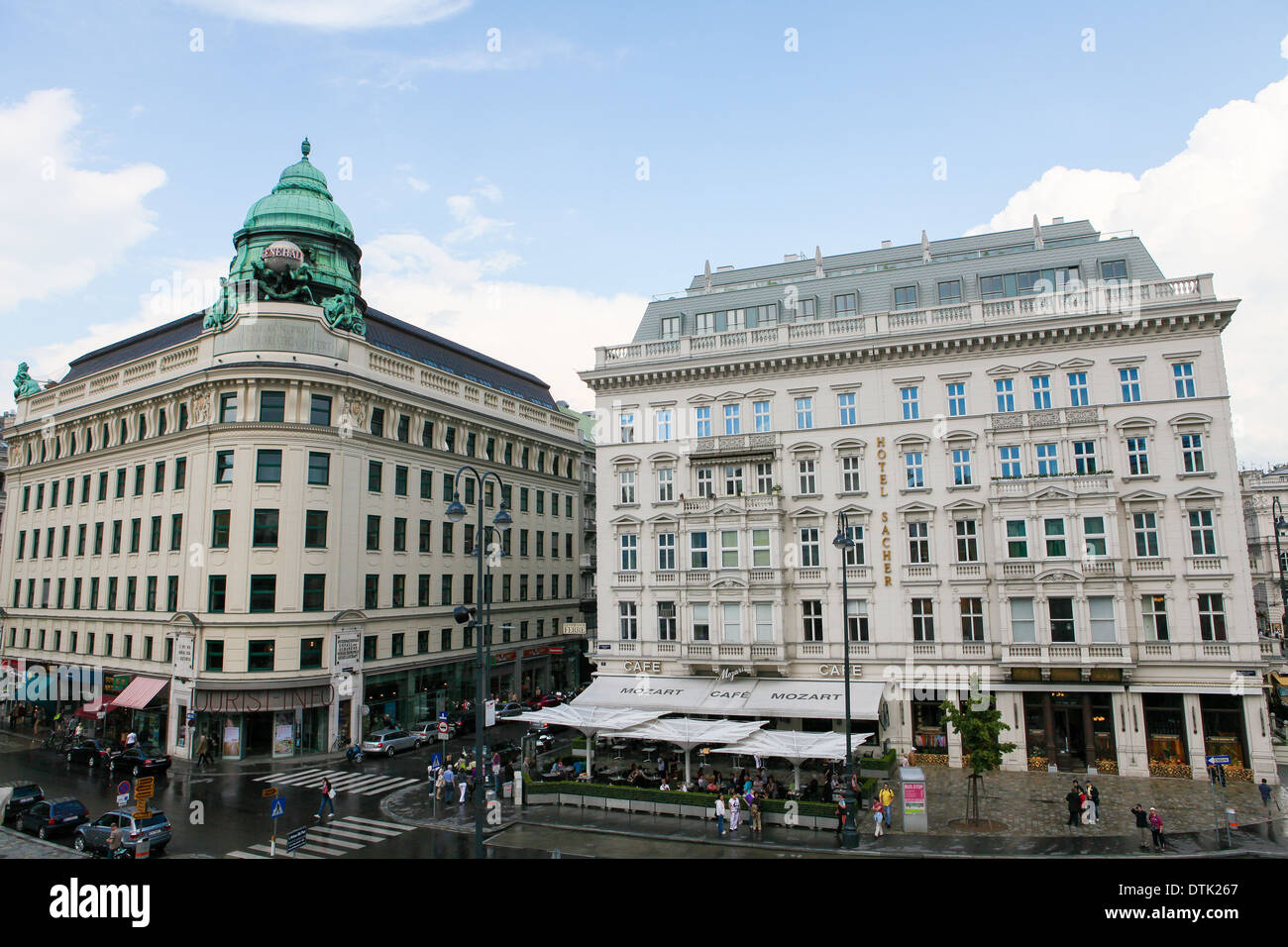 L'hôtel Sacher, un hôtel cinq étoiles situé dans le quartier Josefstadt de Vienne, Autriche, à côté de l'Opéra de Vienne Banque D'Images