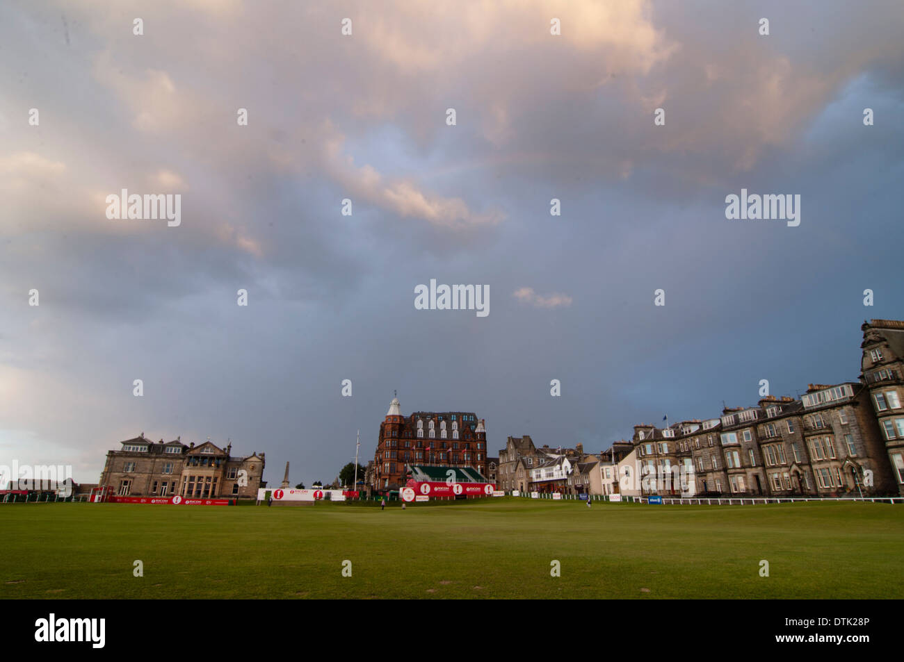 Vue de le pavillon du 18ème trou sur le Old Course à St Andrews, Fife, Scotland, UK Banque D'Images