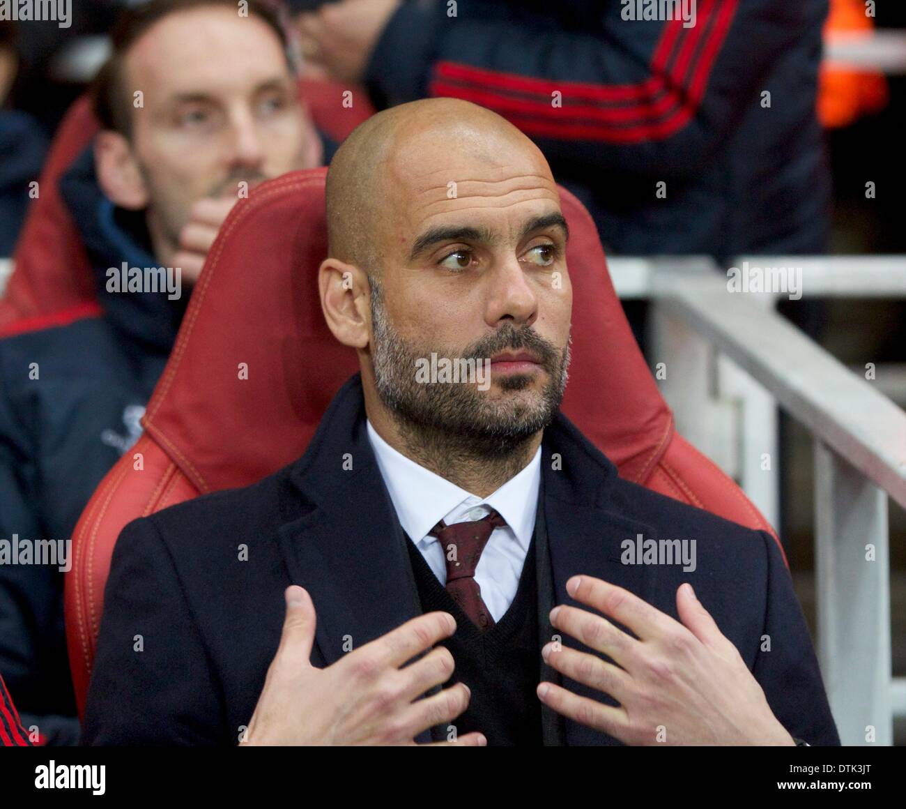 Londres, Royaume-Uni. Feb 19, 2014. Pep Guardiola le Bayern Munich Manager avant le match de la Ligue des Champions entre Arsenal et le Bayern de Munich à partir de l'Emirates Stadium. Credit : Action Plus Sport/Alamy Live News Banque D'Images