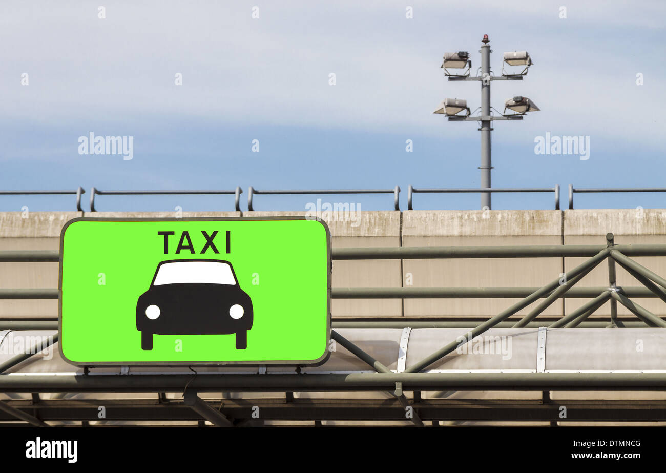 Was Gilt Bei Diesem Verkehrszeichen Taxi Verkehrszeichen transport verkehrszeichen Banque de photographies et d