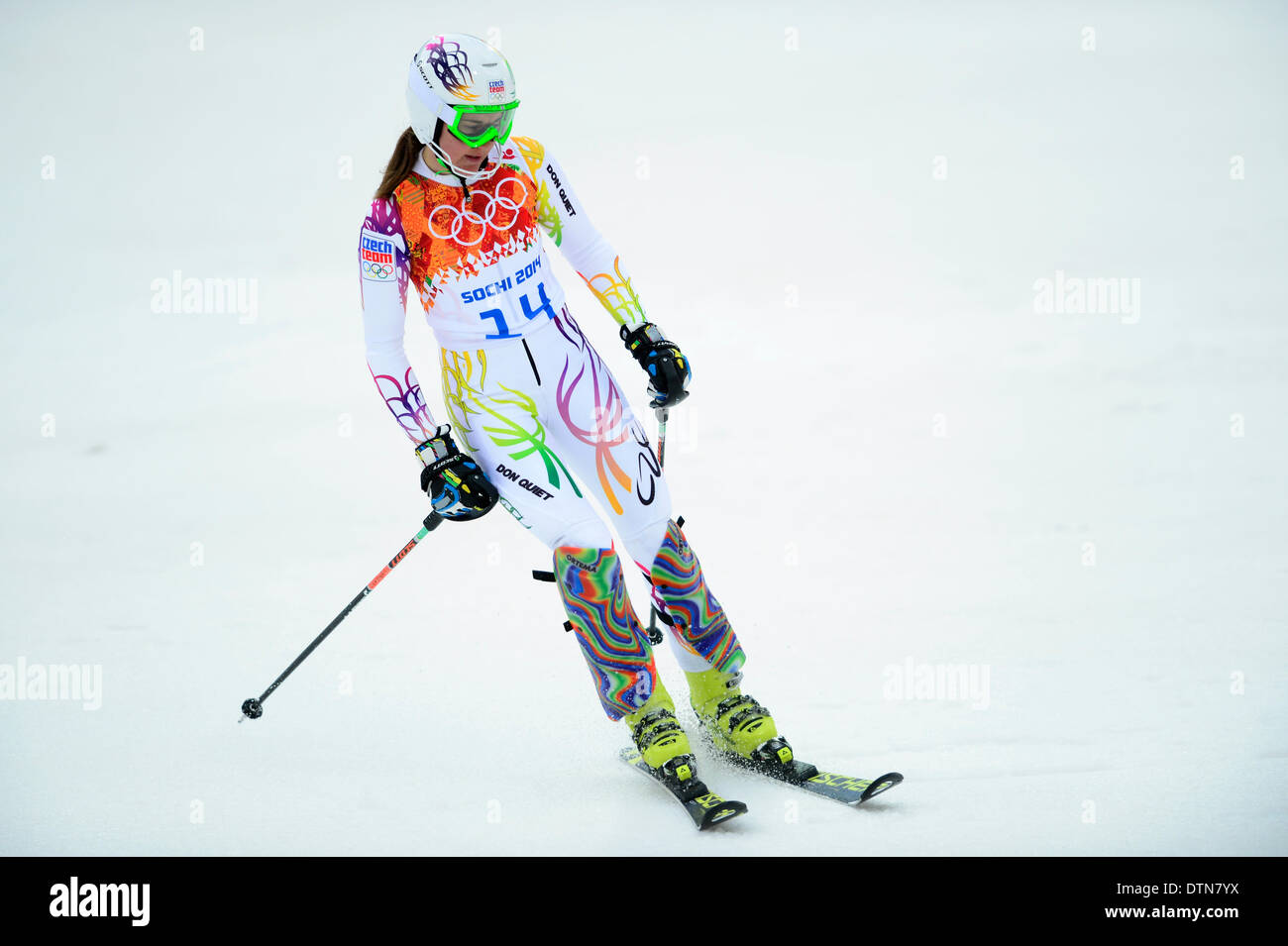 La République tchèque Sarka Strachova photographié au cours de la women's slalom au Jeux Olympiques d'hiver de 2014 à Sotchi, Vendredi, Février 21, 2014, dans la région de Krasnaya Polyana, la Russie. (CTK Photo/Roman Vondrous) Banque D'Images