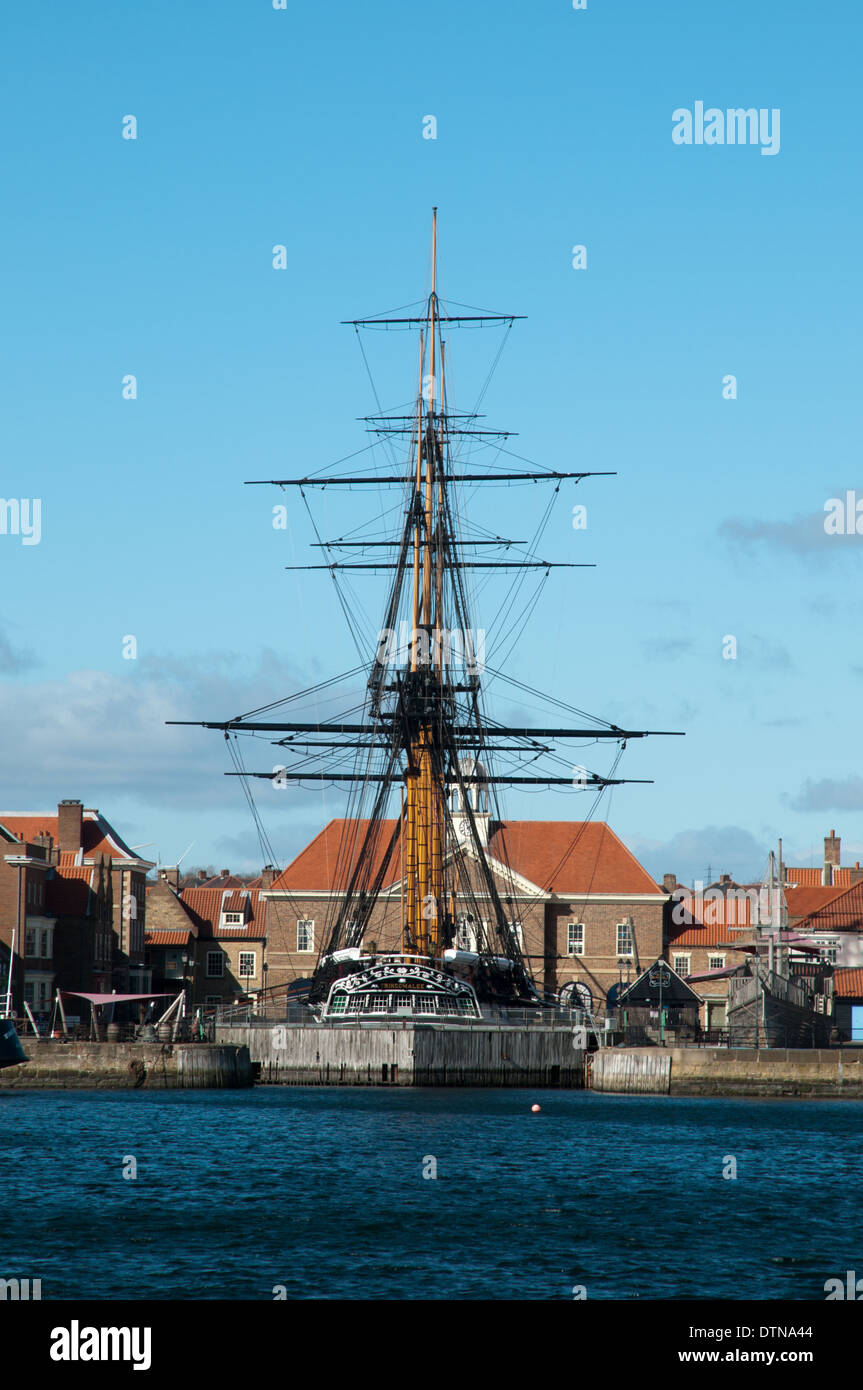 Mâts et gréement du HMS Trincomalee au Musée national du The Royal Navy, Hartlepool Maritime Museum Angleterre Banque D'Images