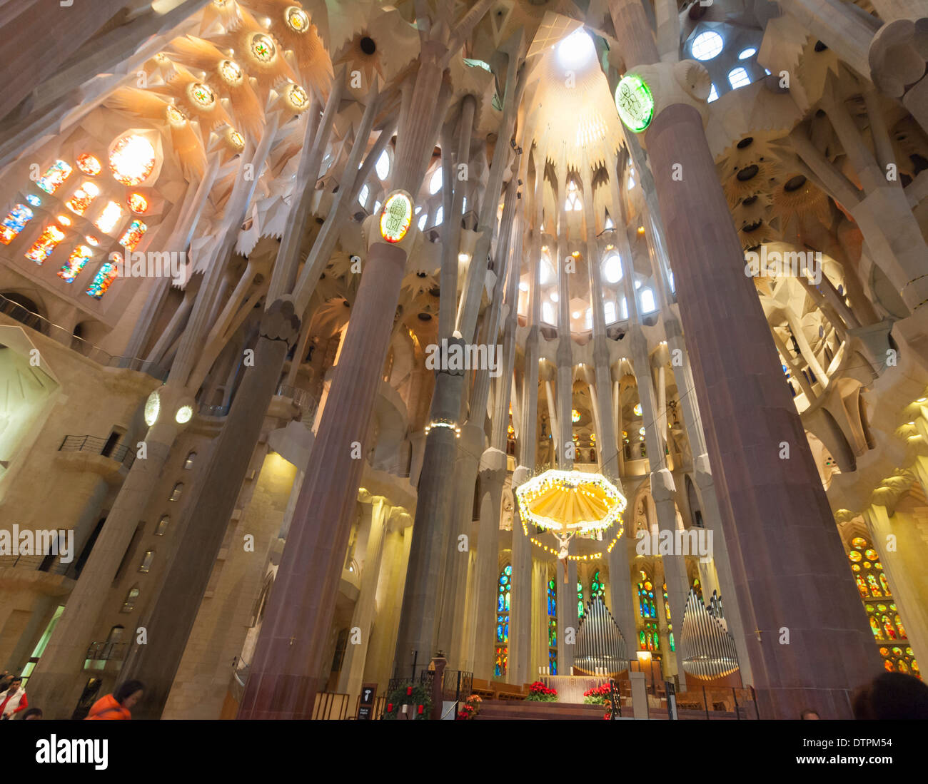 Intérieur de Antonio Gaudi's cathédrale "Sagrada Familia" à Barcelone, Espagne. Banque D'Images