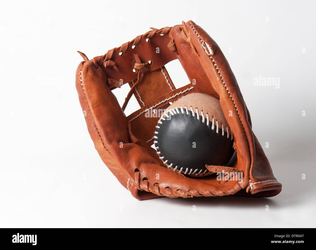 Gant de baseball with ball Banque D'Images