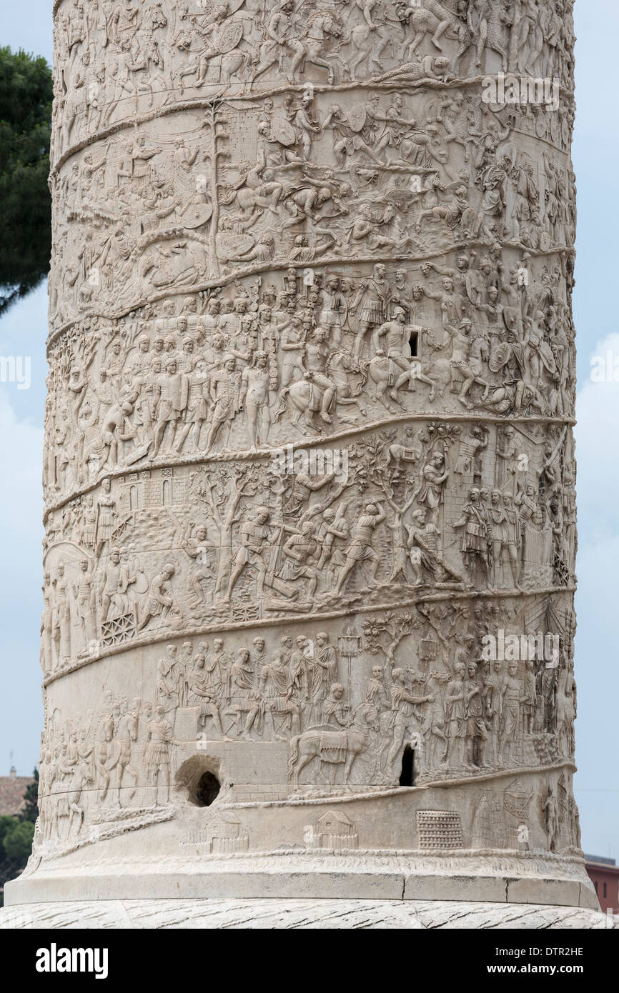 Détail de la colonne Trajane, Colonna Traiana, Rome, Italie Banque D'Images