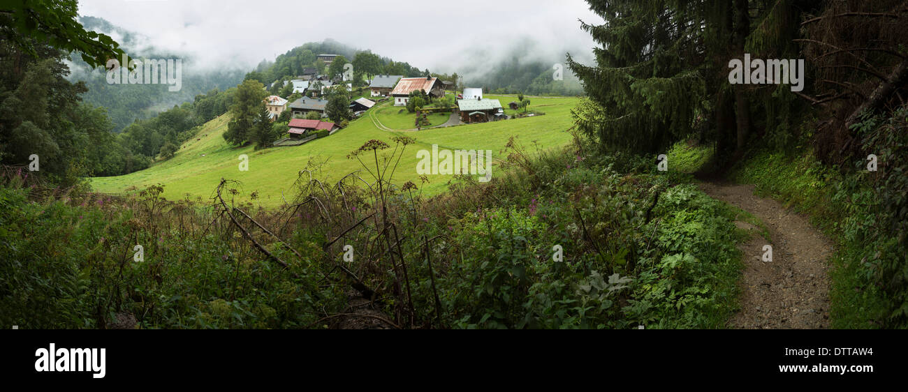 Village de Green Hills, Les Houcheas, France Banque D'Images