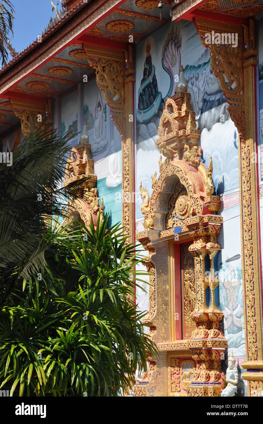 Temple à Chiang Khong, dans le nord de la Thaïlande Banque D'Images