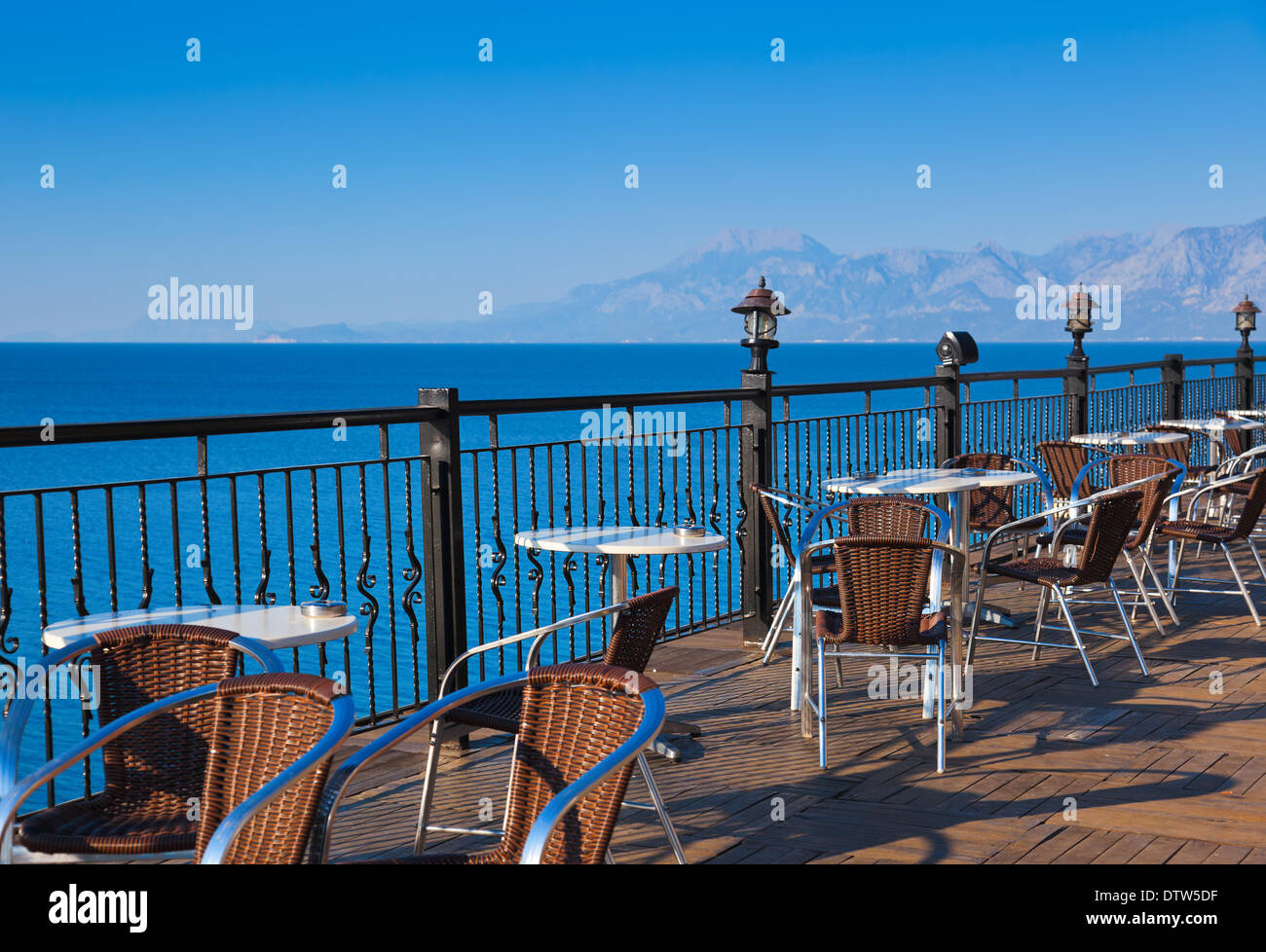 Cafe on tropical beach Banque D'Images