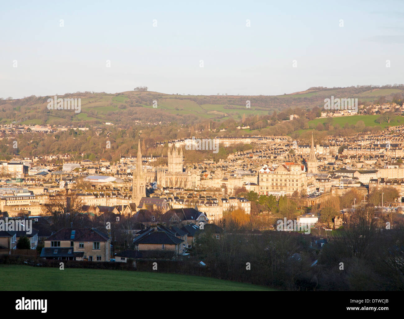 Vue panoramique vue vers l'ouest sur la ville de Bath, North East Somerset, Angleterre Banque D'Images