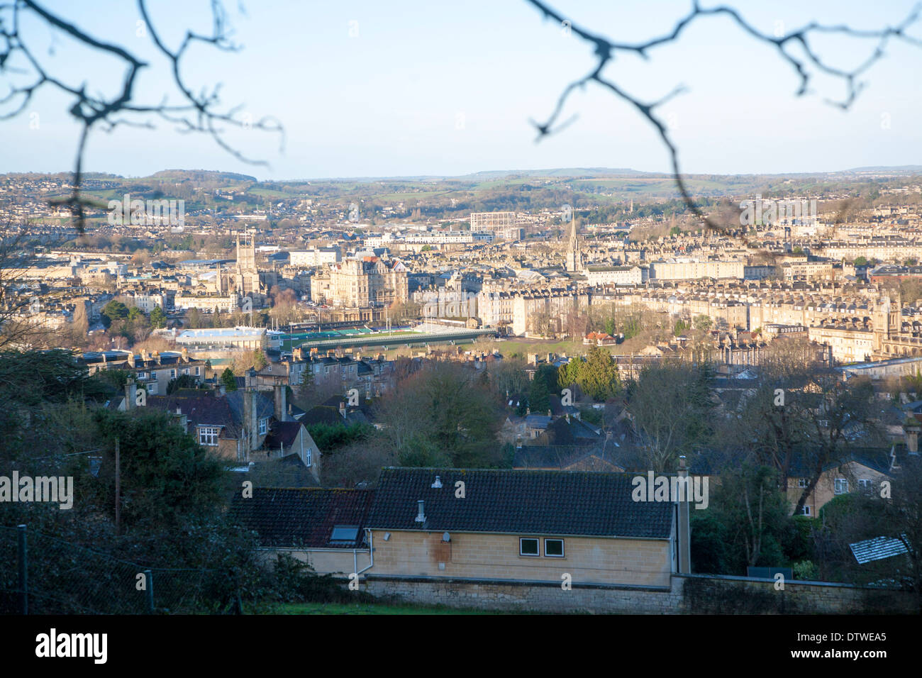 Vue panoramique vue vers l'ouest sur la ville de Bath, North East Somerset, Angleterre Banque D'Images