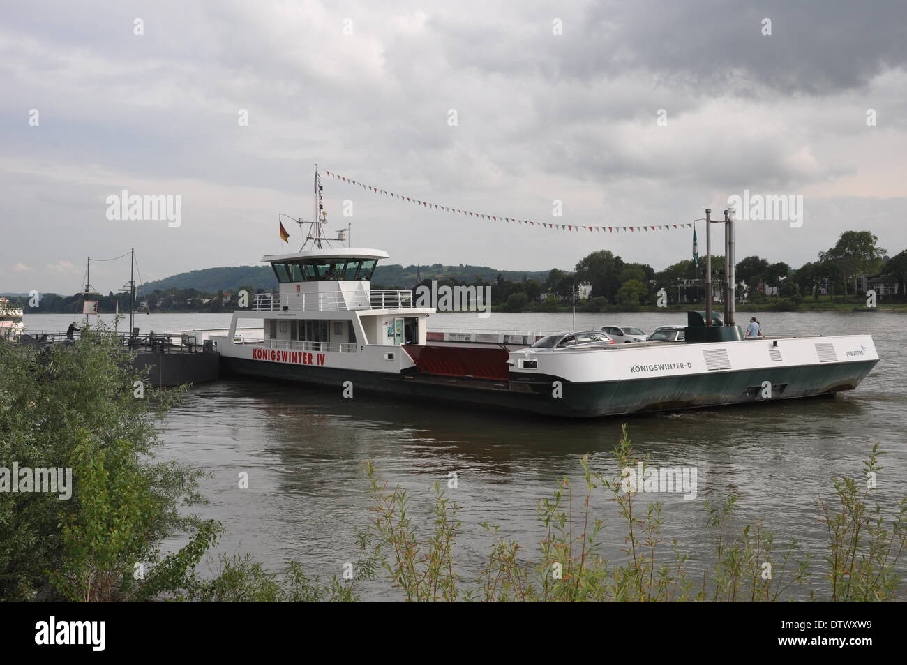 ferry de Rhin Banque D'Images