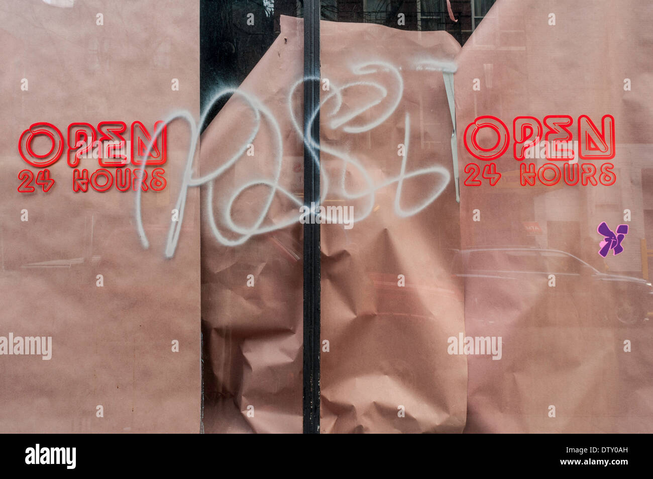 New York, NY - 16 février 2013 - L'atelier d'échecs, sur Thompson Street, fermé à la fin de 2012 en raison de loyers élevés. Banque D'Images