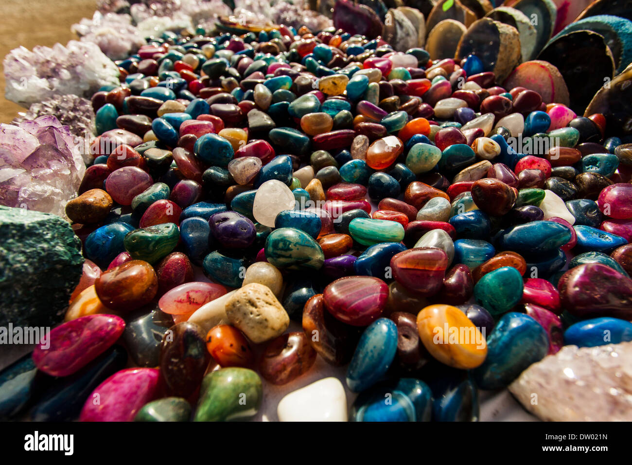 Les pierres de couleur dans la montagne close up Banque D'Images