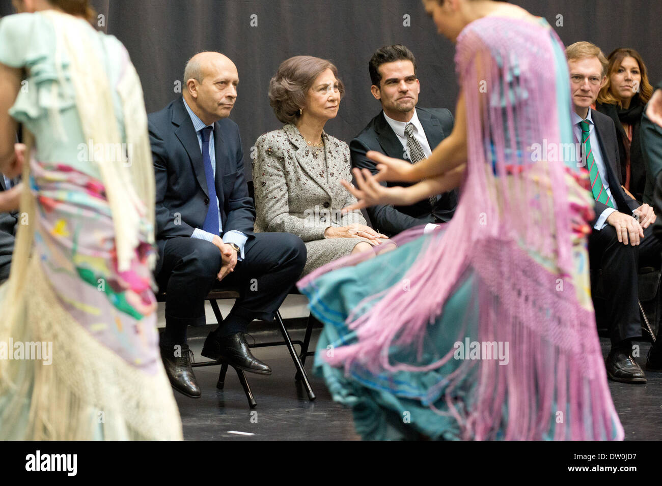 Madrid, Espagne. Feb 24, 2014. La Reine Sofia d'Espagne et du Ballet National d'visites Spanish National Dance Company à Naves del Matadero, 24 février 2014 à Madrid, Espagne. © Oscar Gonzalez/NurPhoto ZUMAPRESS.com/Alamy/Live News Banque D'Images