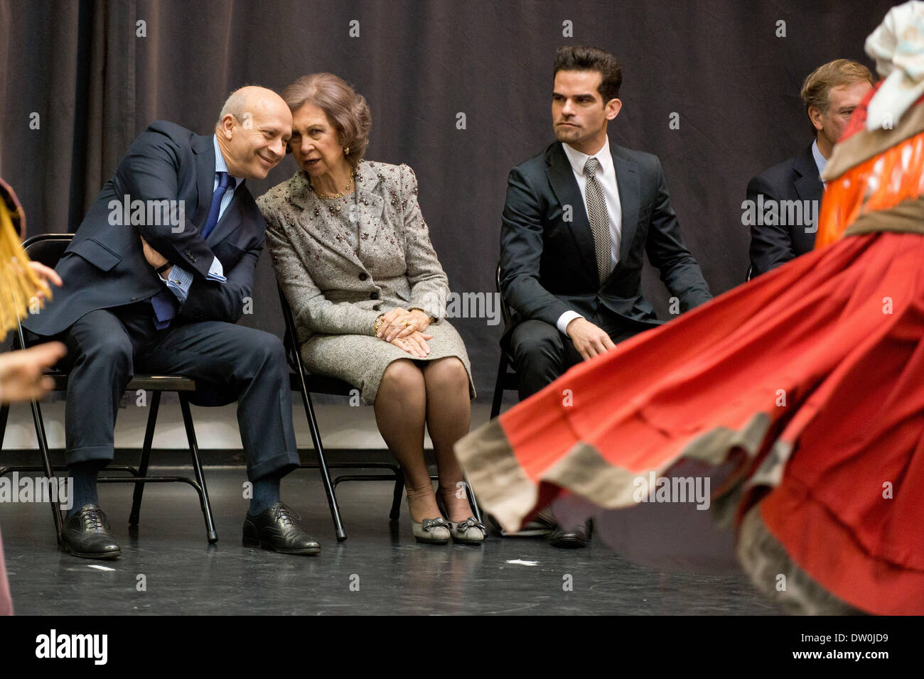 Madrid, Espagne. Feb 24, 2014. La Reine Sofia d'Espagne et du Ballet National d'visites Spanish National Dance Company à Naves del Matadero, 24 février 2014 à Madrid, Espagne. © Oscar Gonzalez/NurPhoto ZUMAPRESS.com/Alamy/Live News Banque D'Images