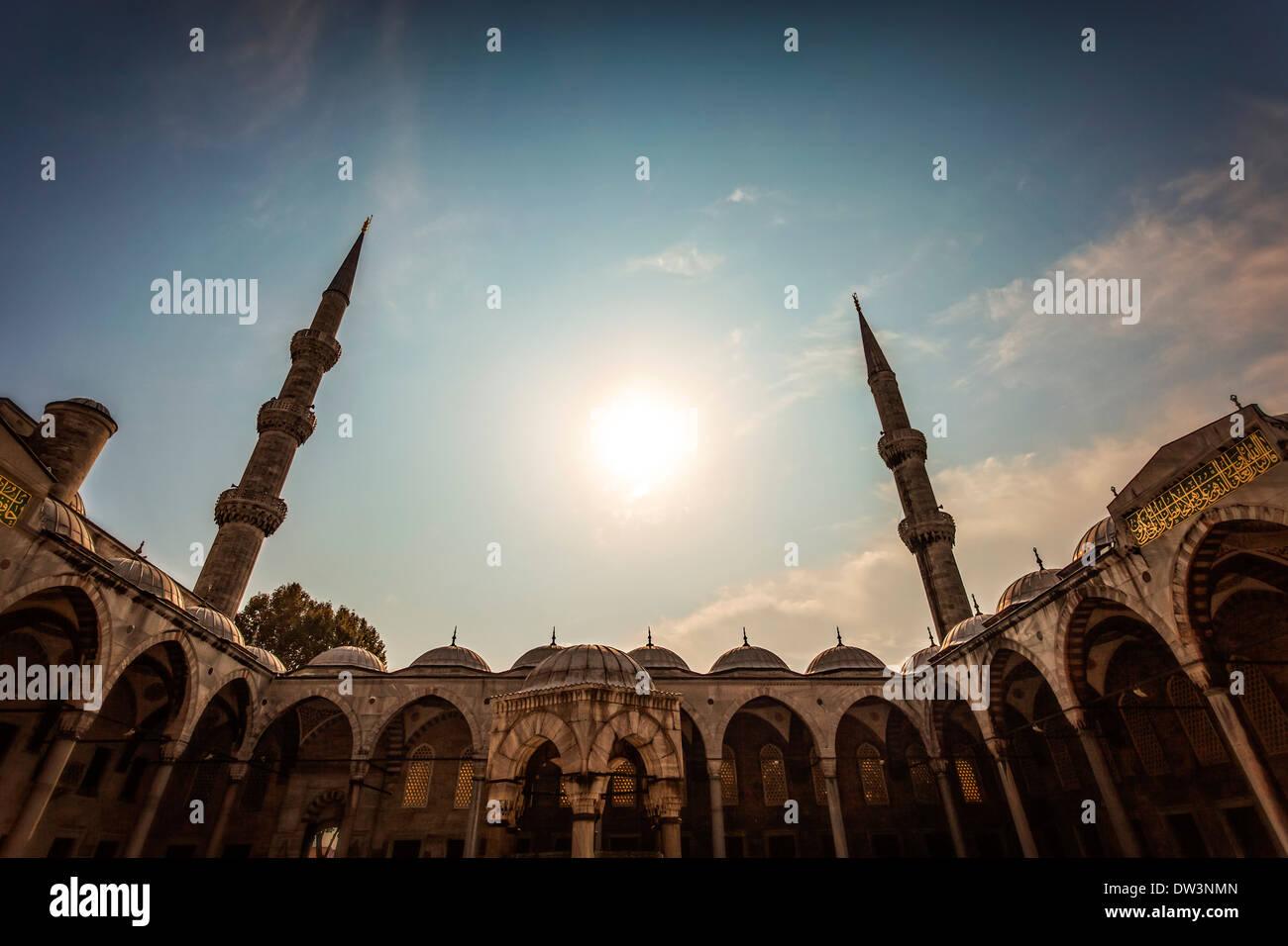 Les clochers de la Mosquée Bleue à Istanbul Turquie Banque D'Images