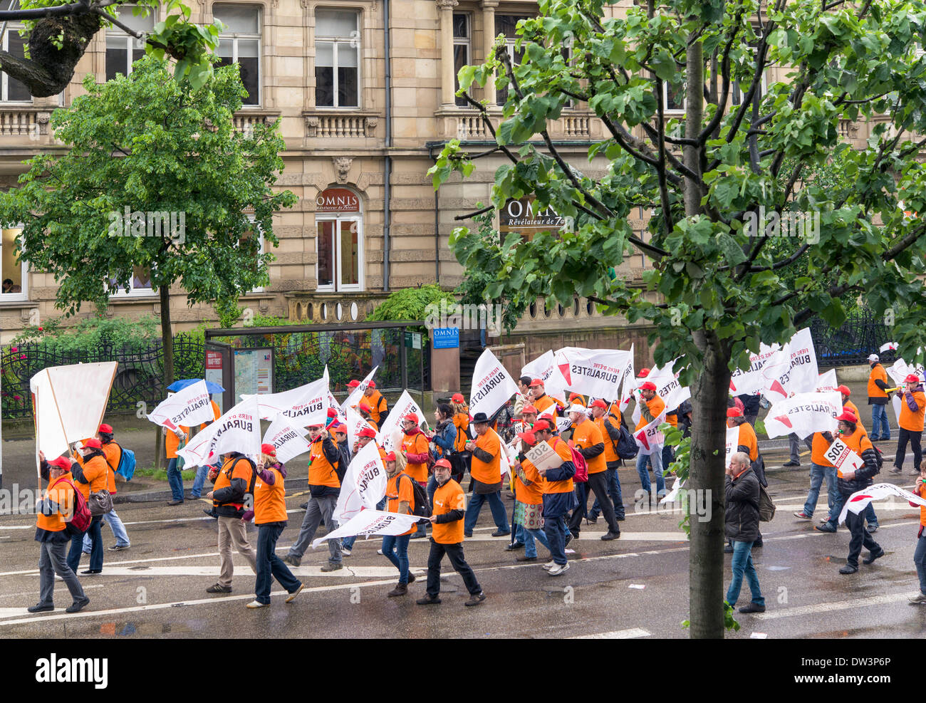 marche des buralistes contre les nouvelles taxes le 2013 mai Strasbourg Alsace France Europe Banque D'Images