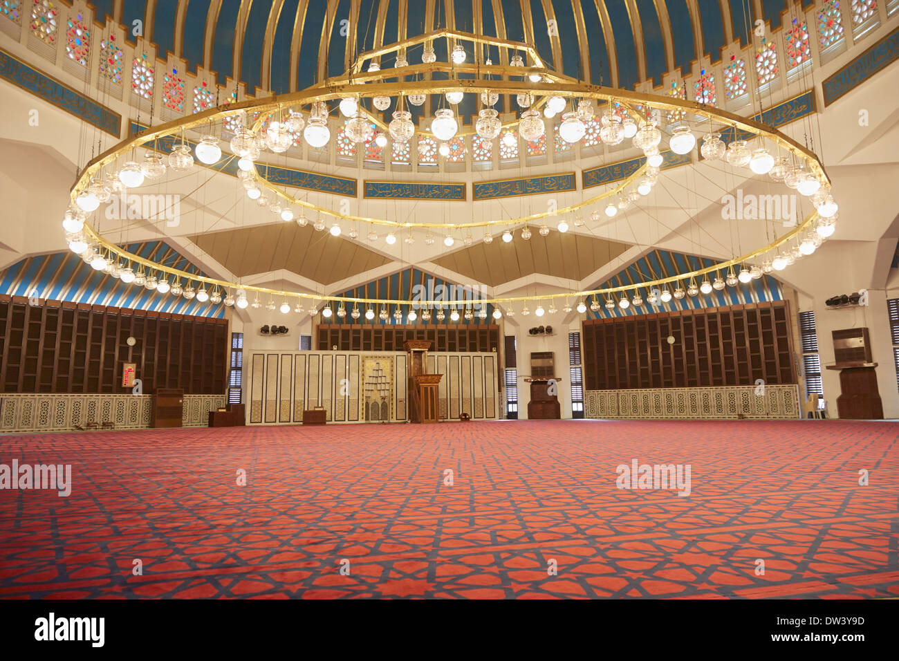 Le roi Abdallah I'intérieur de la mosquée d'Amman, en Jordanie. Également connu sous le nom de la mosquée bleue a été construite entre 1982 et 1989. Banque D'Images