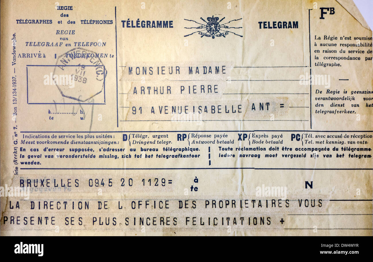 Ancien télégramme belge écrit en français et néerlandais de 1938, Belgique Banque D'Images