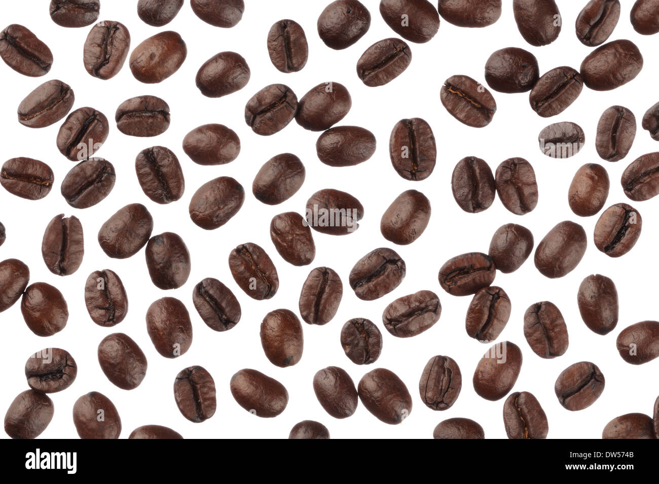 Les grains de café isolé sur fond blanc close up Banque D'Images