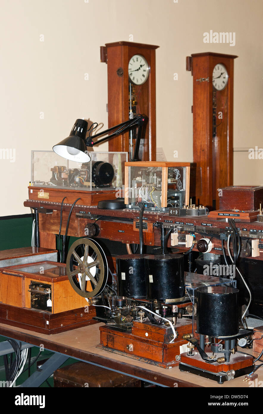 Seconde guerre mondiale à l'équipement de communications télégraphiques de Porthcurno museum à Cornwall, UK Banque D'Images
