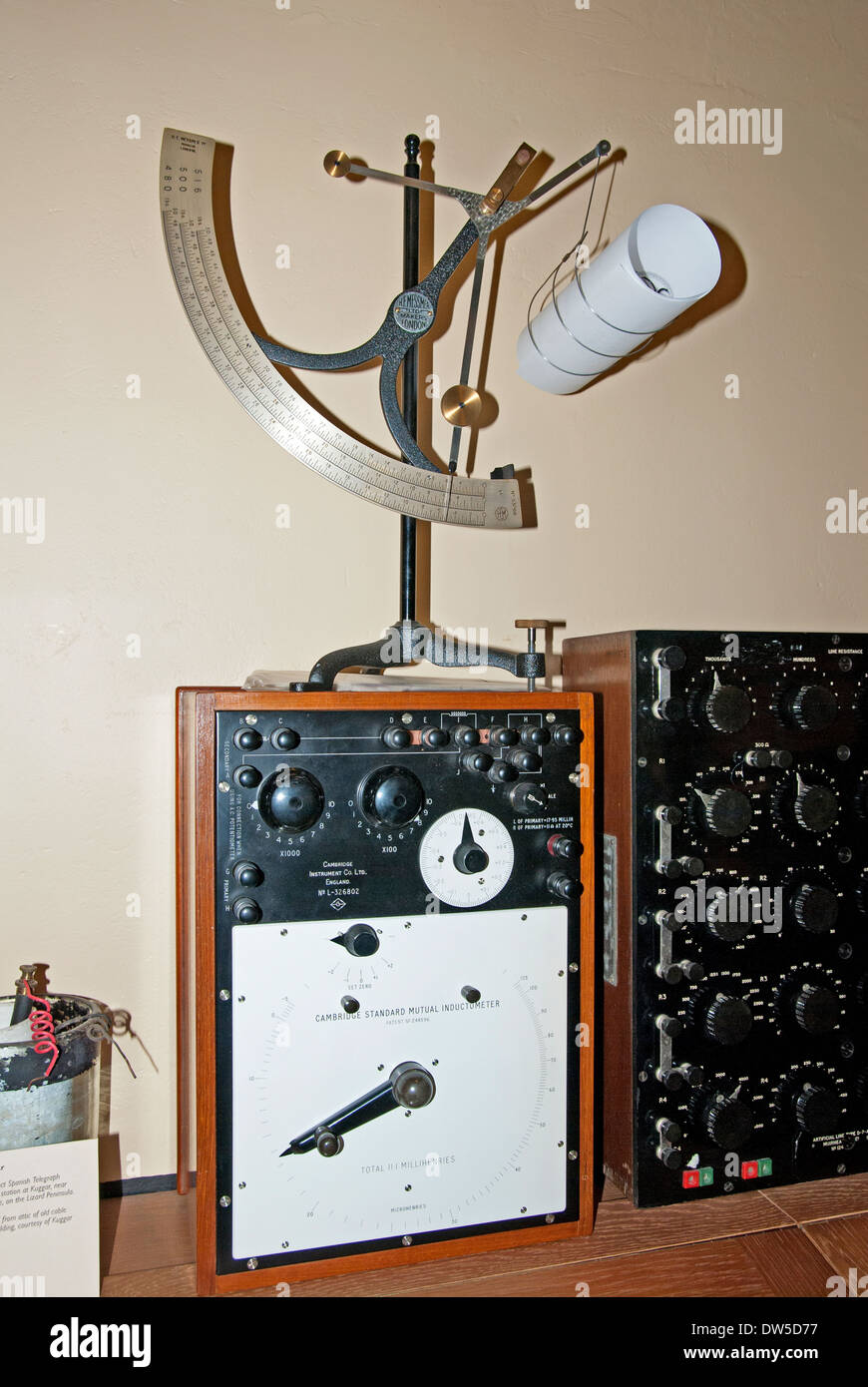 WW2 à l'équipement de communications télégraphiques de Porthcurno Museum à Cornwall, UK Banque D'Images