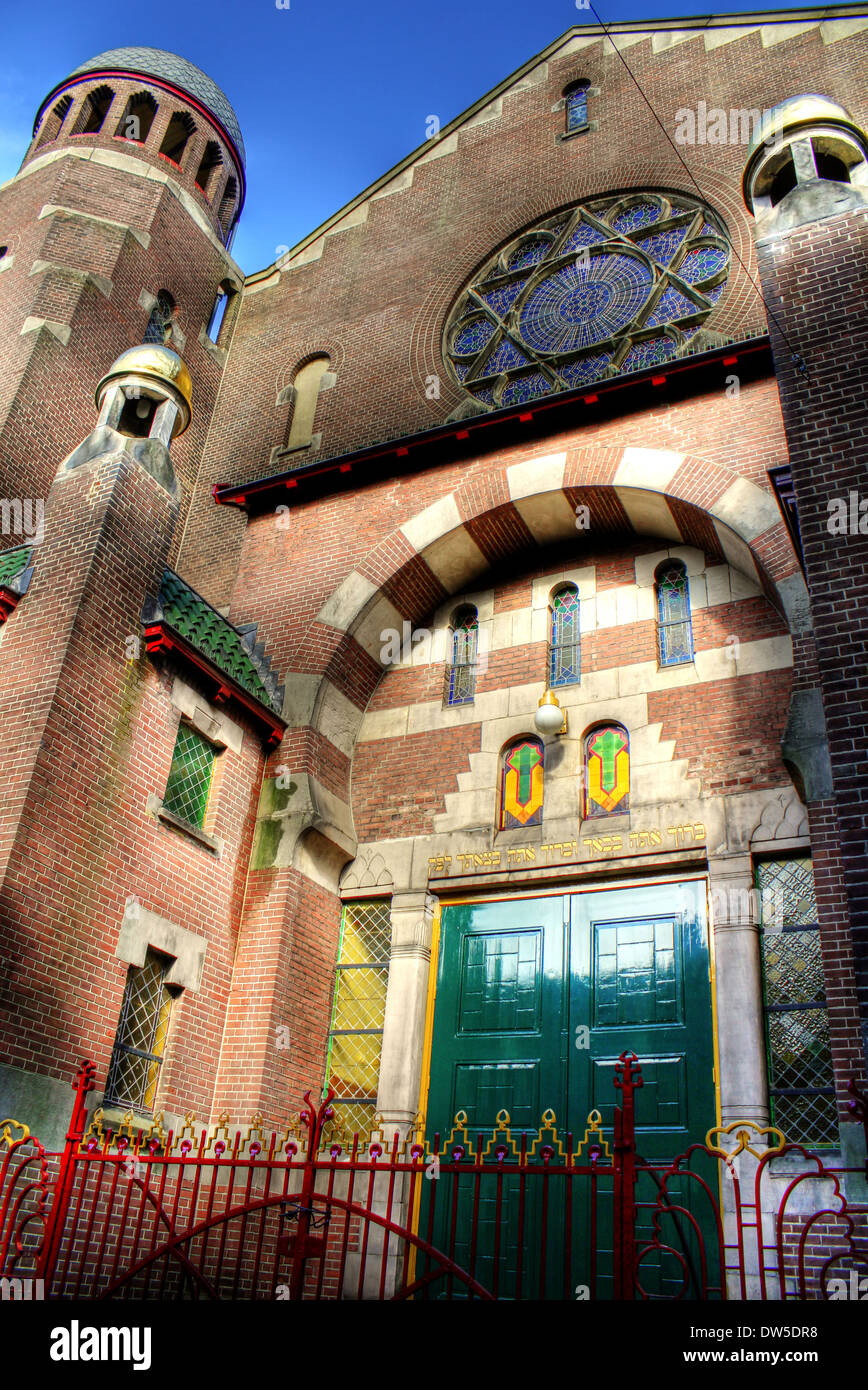 Au début du 20e siècle Synagogue juive à Groningen, Pays-Bas (HDR) modifier Banque D'Images
