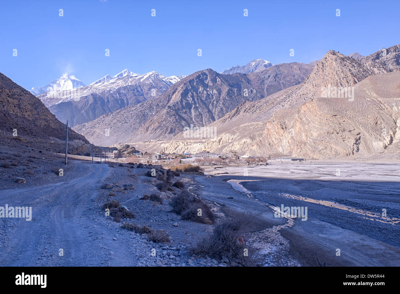 Près de la rivière Kali Gandaki Jomsom village Banque D'Images