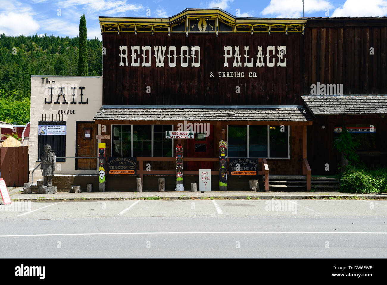 Bois rouge palace trading company miranda California redwoods forest state park attraction touristique store shop shopping Banque D'Images