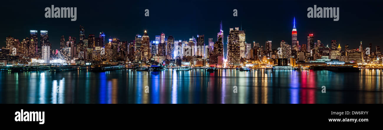 New York Midtown le panorama par nuit. Banque D'Images