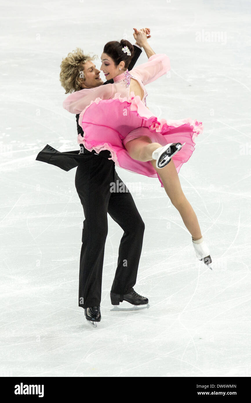 Meryl Davis et Charlie White (USA) dans le programme court de danse sur glace aux Jeux Olympiques d'hiver de Sotchi, Russie, 2014 Banque D'Images
