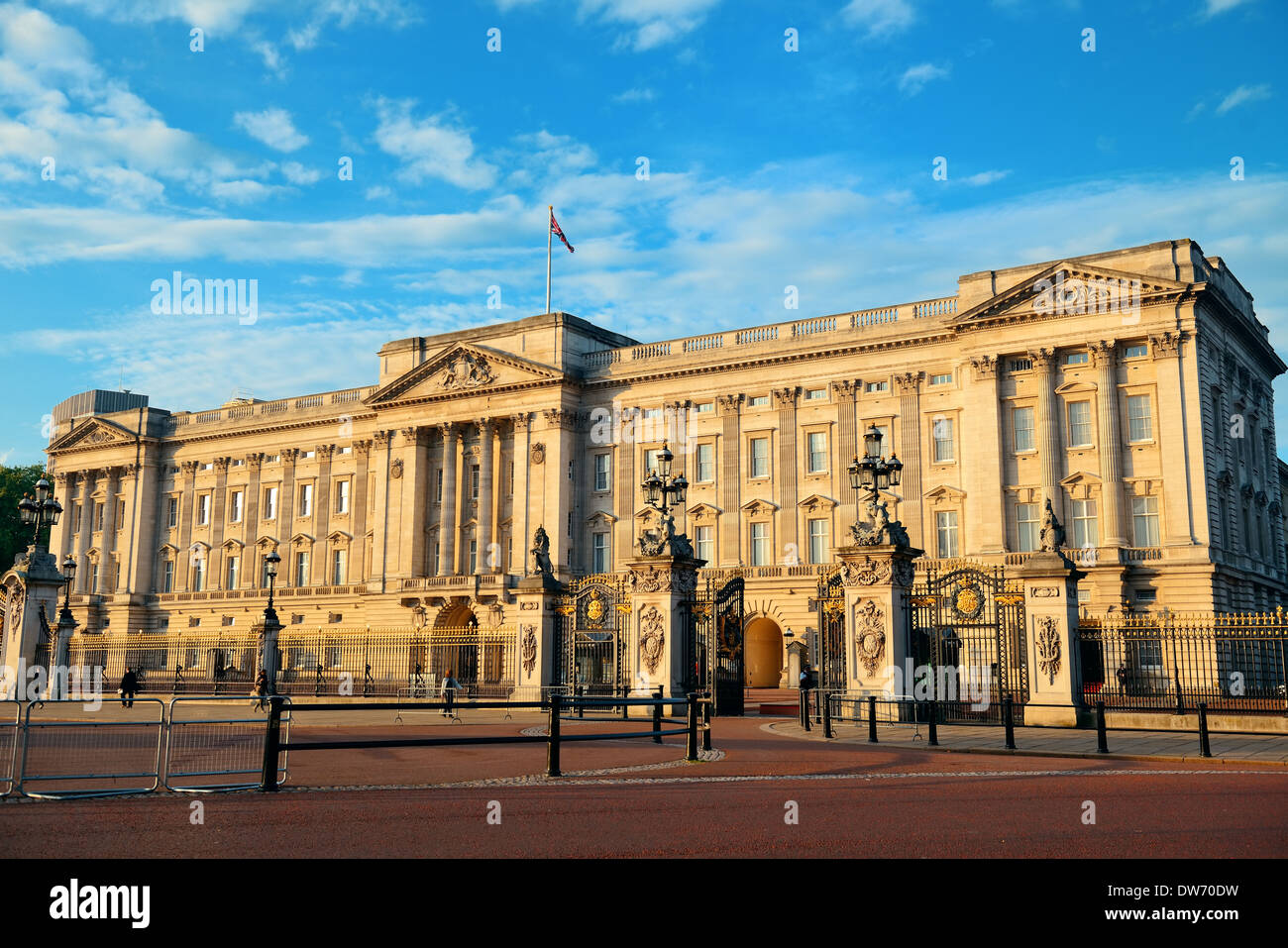 Le palais de Buckingham dans la matinée à Londres. Banque D'Images