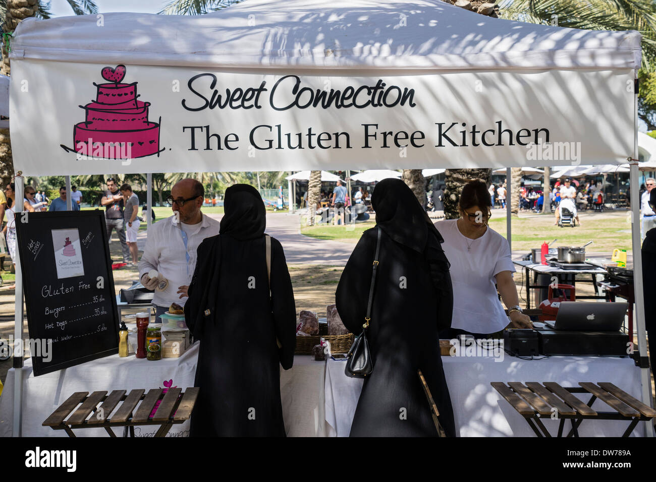 Gluten Free food au marché le vendredi à Al Safa Park à Dubaï Émirats Arabes Unis Banque D'Images