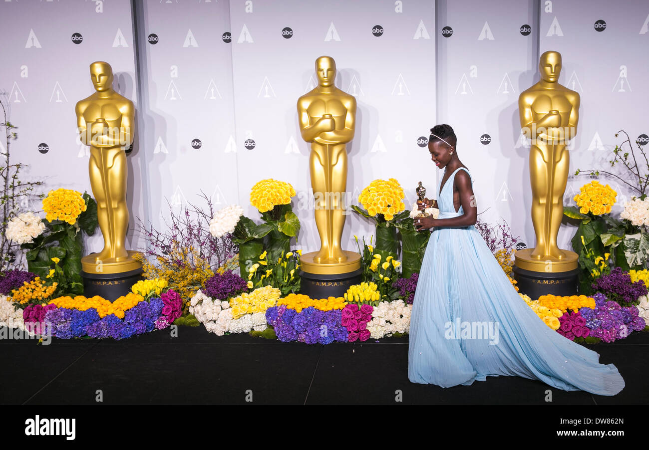 LUPITA NYONG'O 86ÈME AWARDS PRESSE LOS ANGELES USA 02 Mars 2014 Banque D'Images