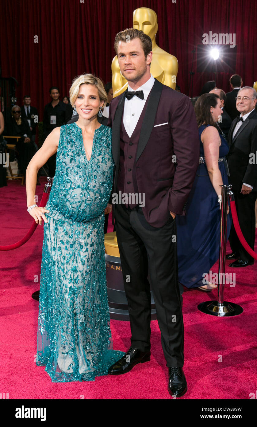 ELSA PATAKY ET CHRIS HEMSWORTH 86ÈME AWARDS RED CARPET LOS ANGELES USA 02 Mars 2014 Banque D'Images