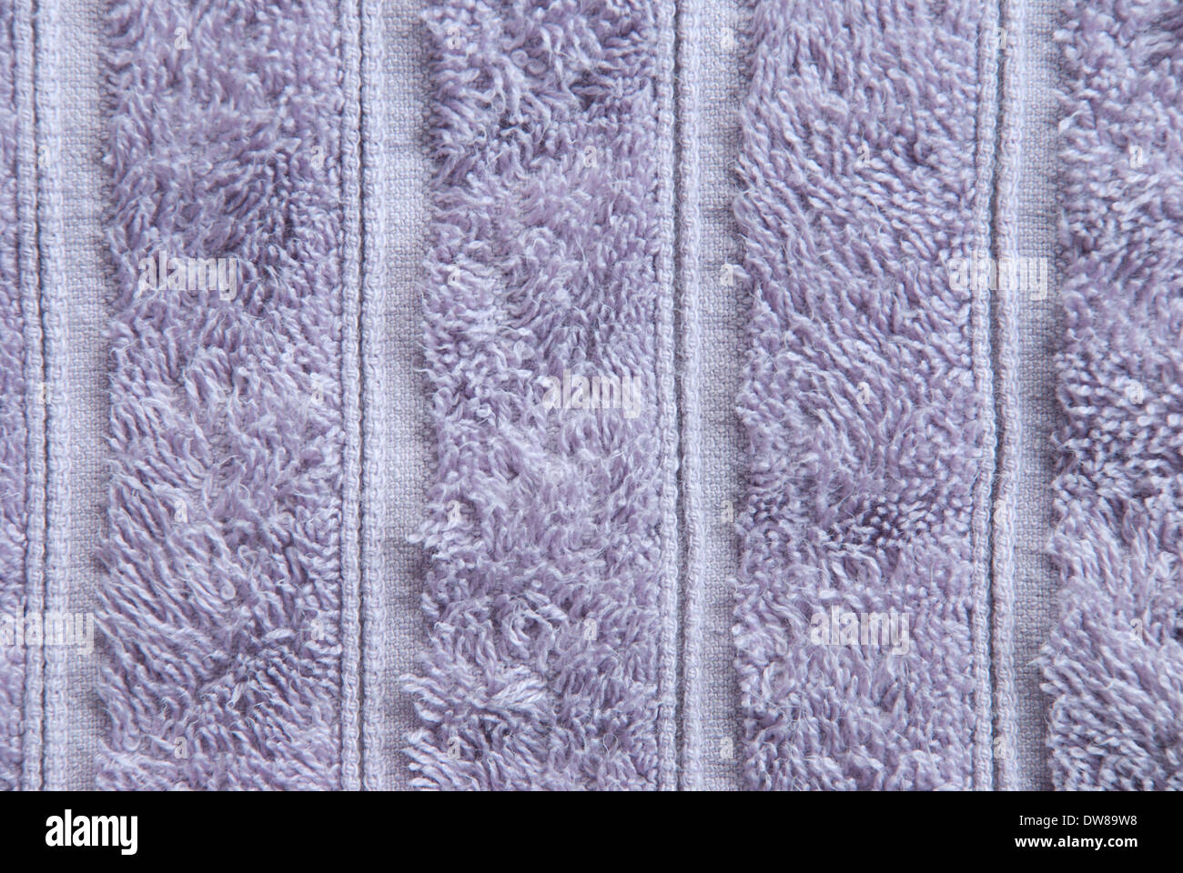 Une douce lumière structurée fond violet avec des rayures Banque D'Images Une douce lumière structurée fond violet avec des rayures Banque D'Images
