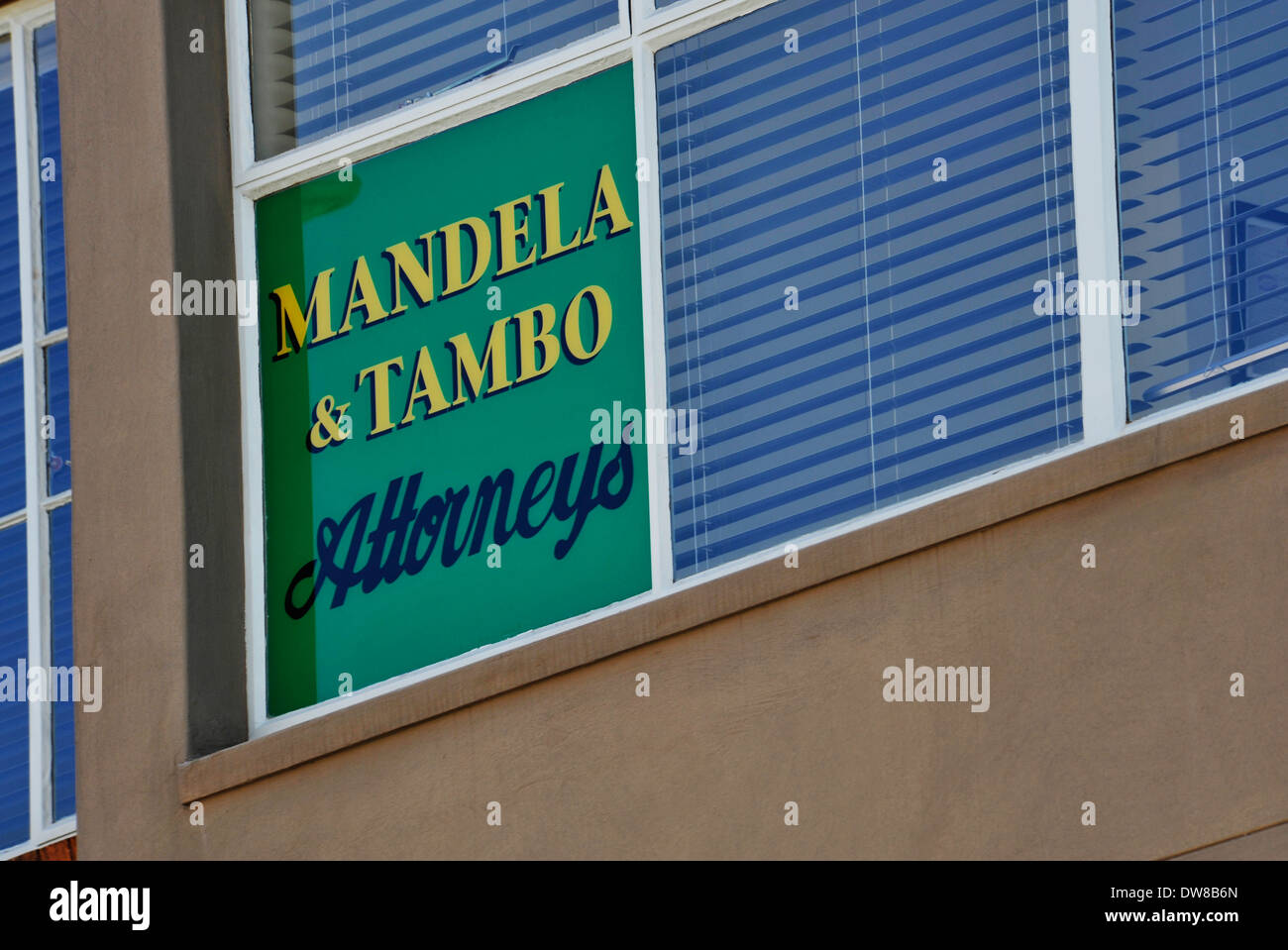 Johannesburg, Gauteng, Afrique du Sud, signe en site historique, Mandela et Tambo, avocats law offices de deux combattants de la liberté dans l'apartheid Banque D'Images