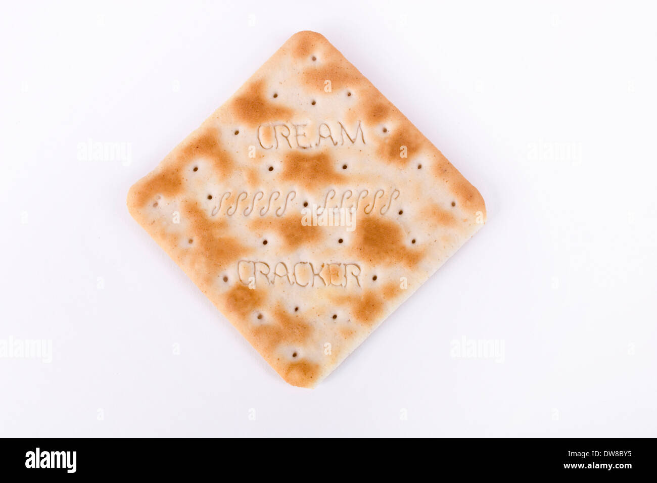 Cream Cracker isolé sur fond blanc. Banque D'Images
