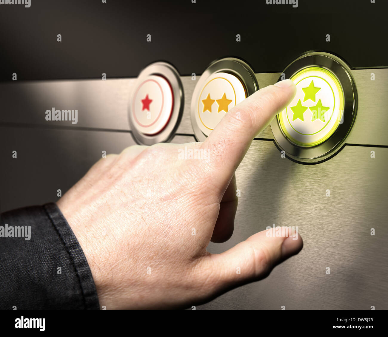 Trois boutons de 1 à 3 étoiles avec un doigt appuyant sur le vert symbole de la satisfaction du service à la clientèle Banque D'Images