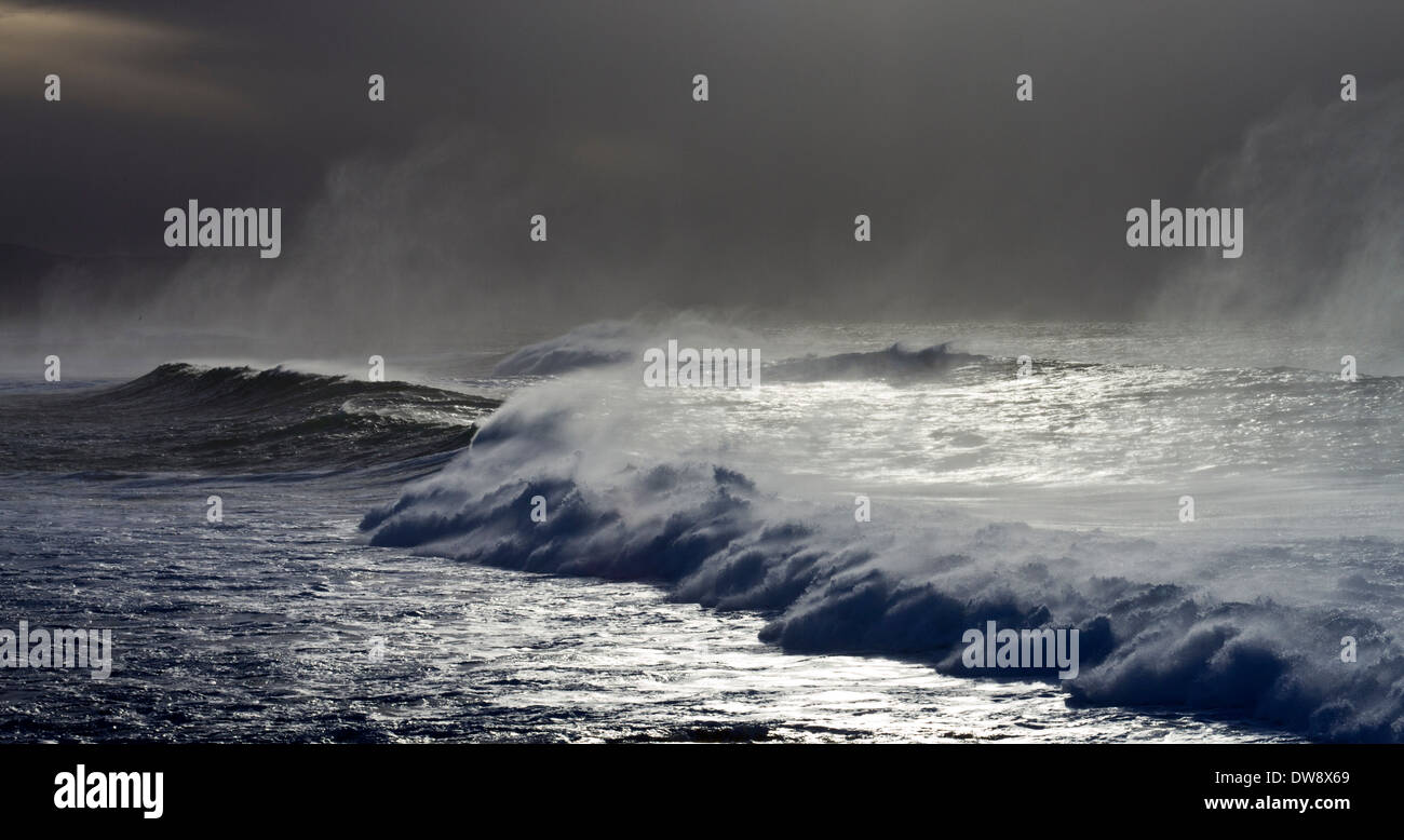Une mer off Marwick Head, Îles Orkney Banque D'Images