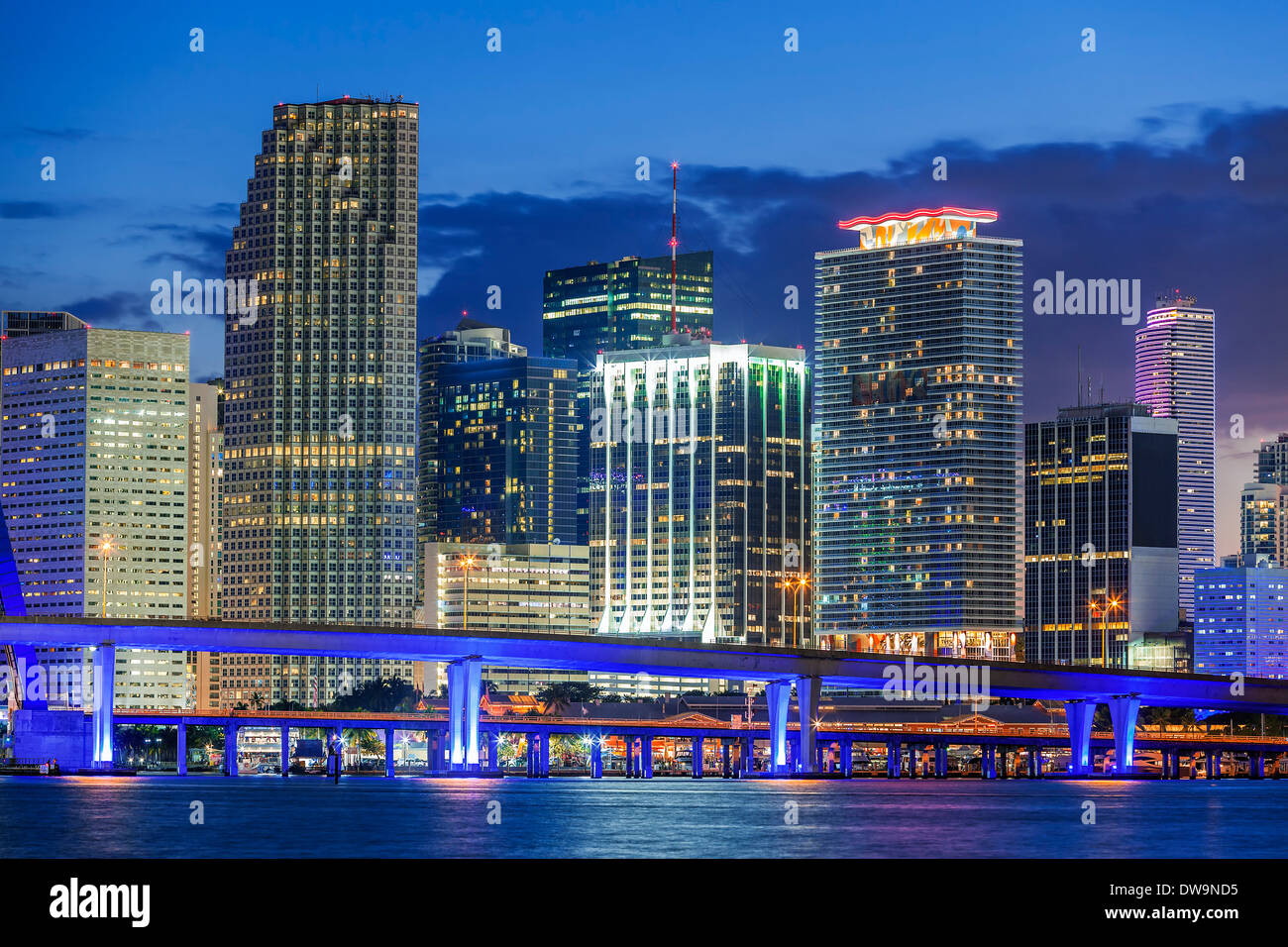 Miami, Floride, par nuit, USA Banque D'Images