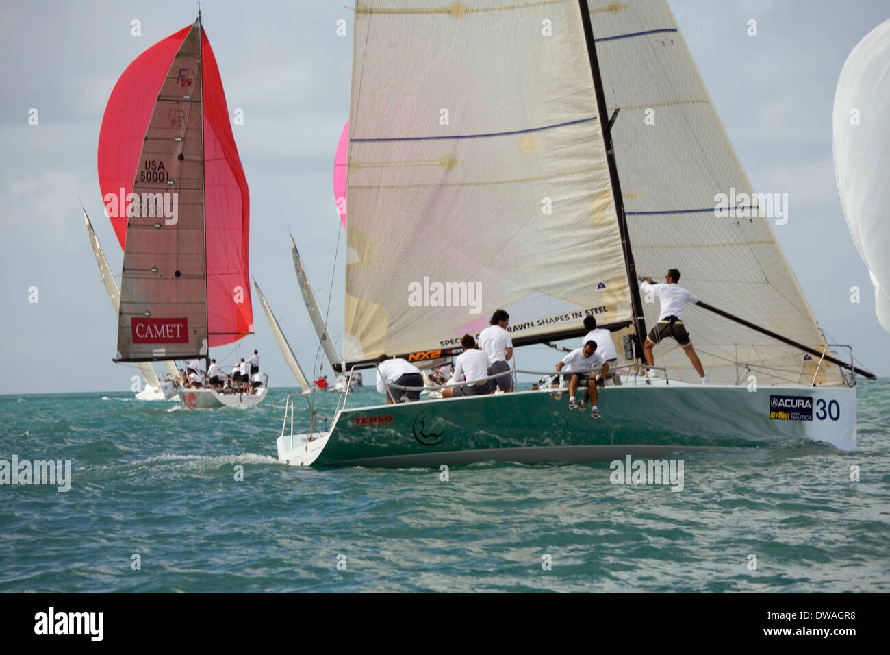 Bateaux de classe mondiale et les marins sont tirés chaque mois de janvier pour participer à la Régate Acura Key West, Key West, Floride, USA Banque D'Images