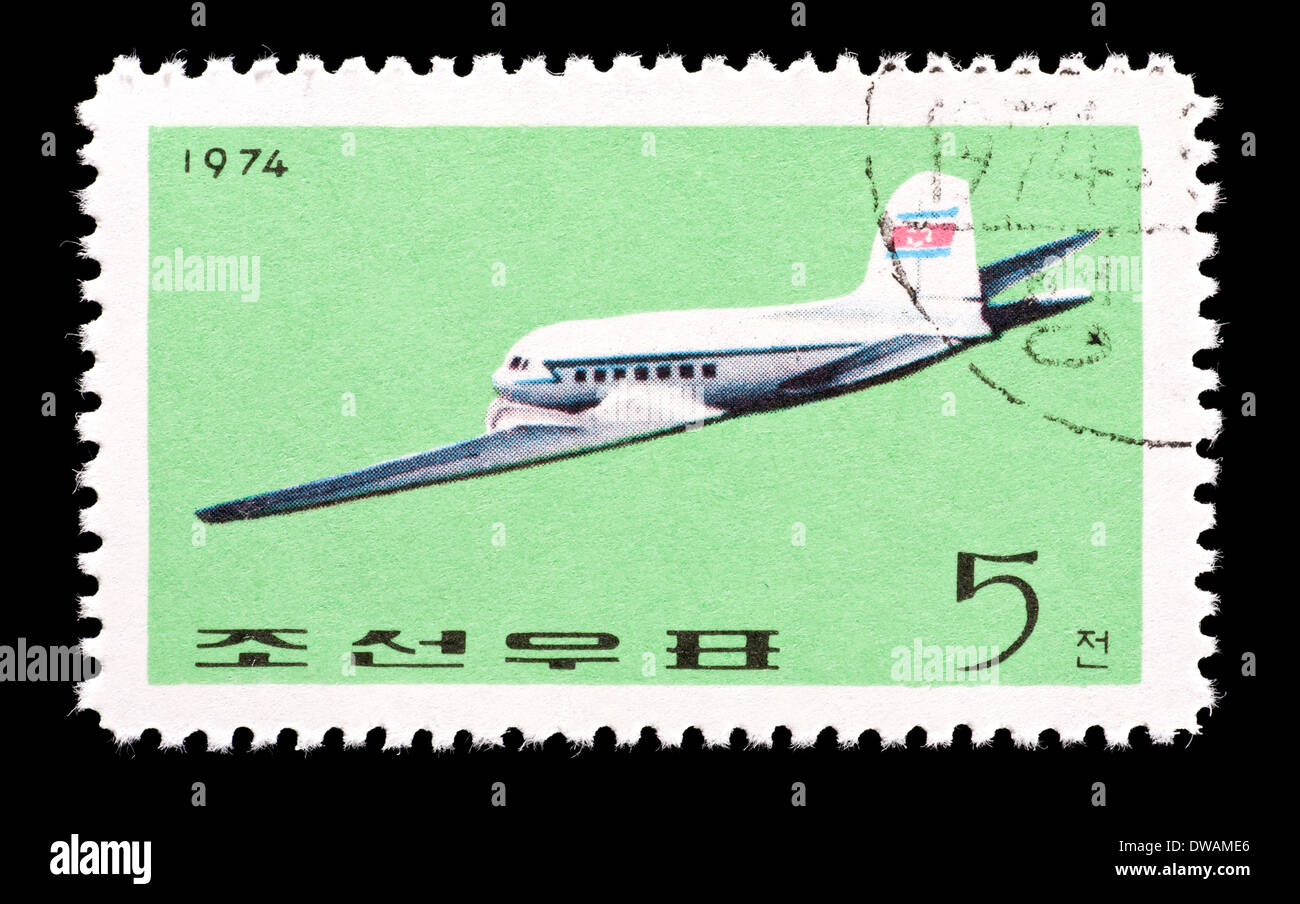 Timbre-poste à partir de la Corée du Nord représentant un Lisunov LI-2. Banque D'Images