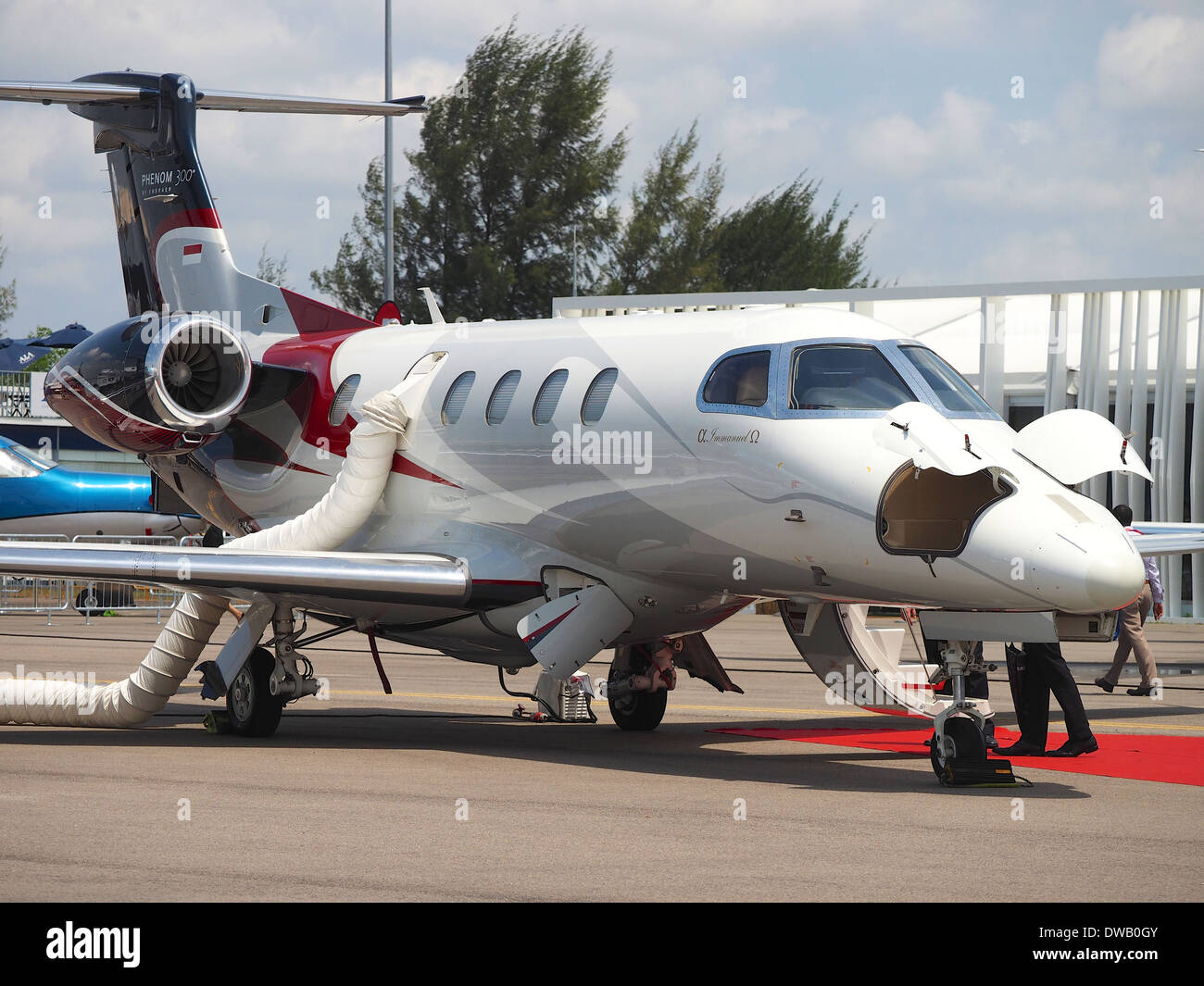 L'Embraer Phenom 300 jet d'affaires léger à l'affiche au Singapore Airshow 2014 Banque D'Images