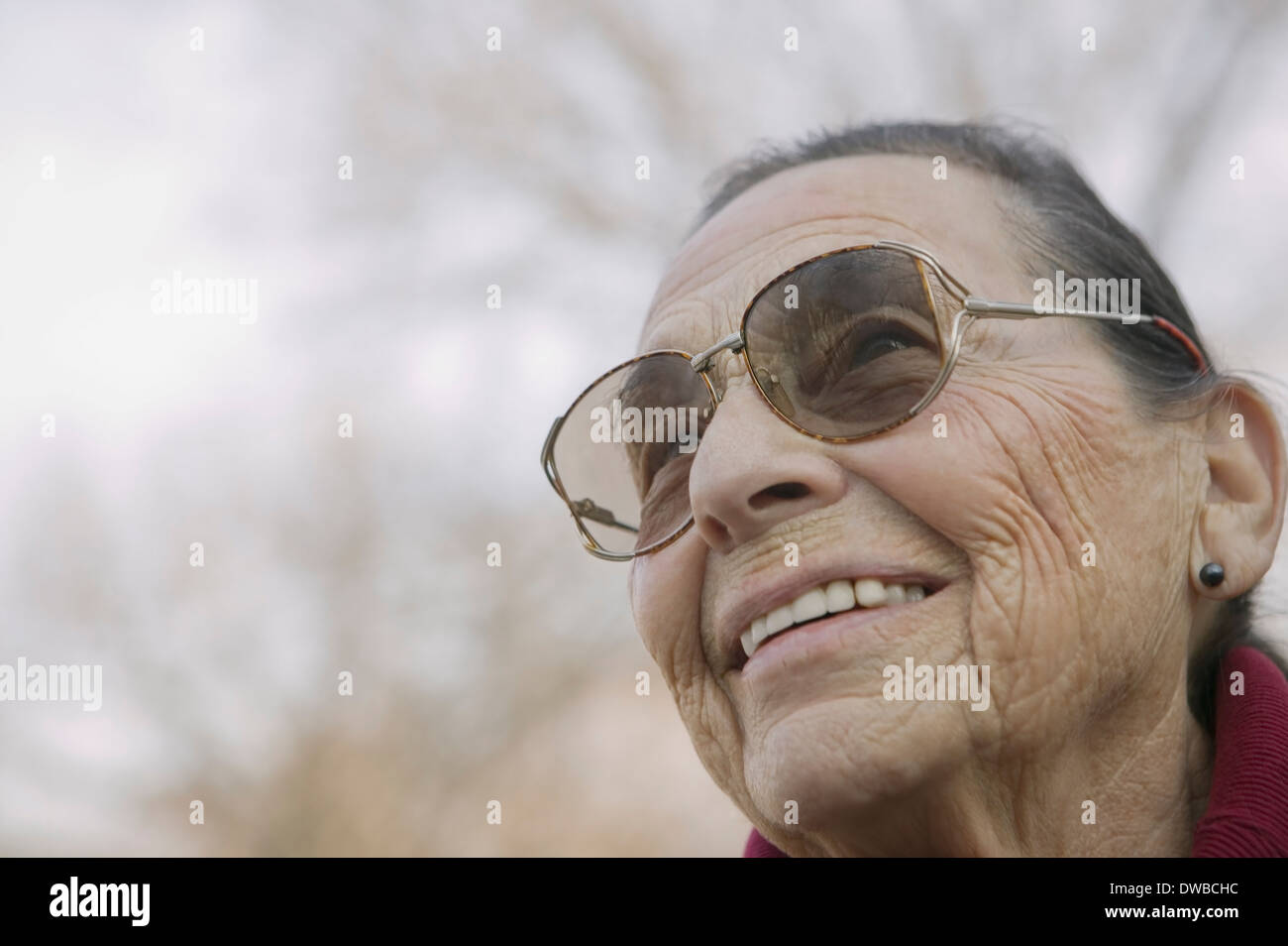 Portrait of senior woman wearing eyeglasses Banque D'Images