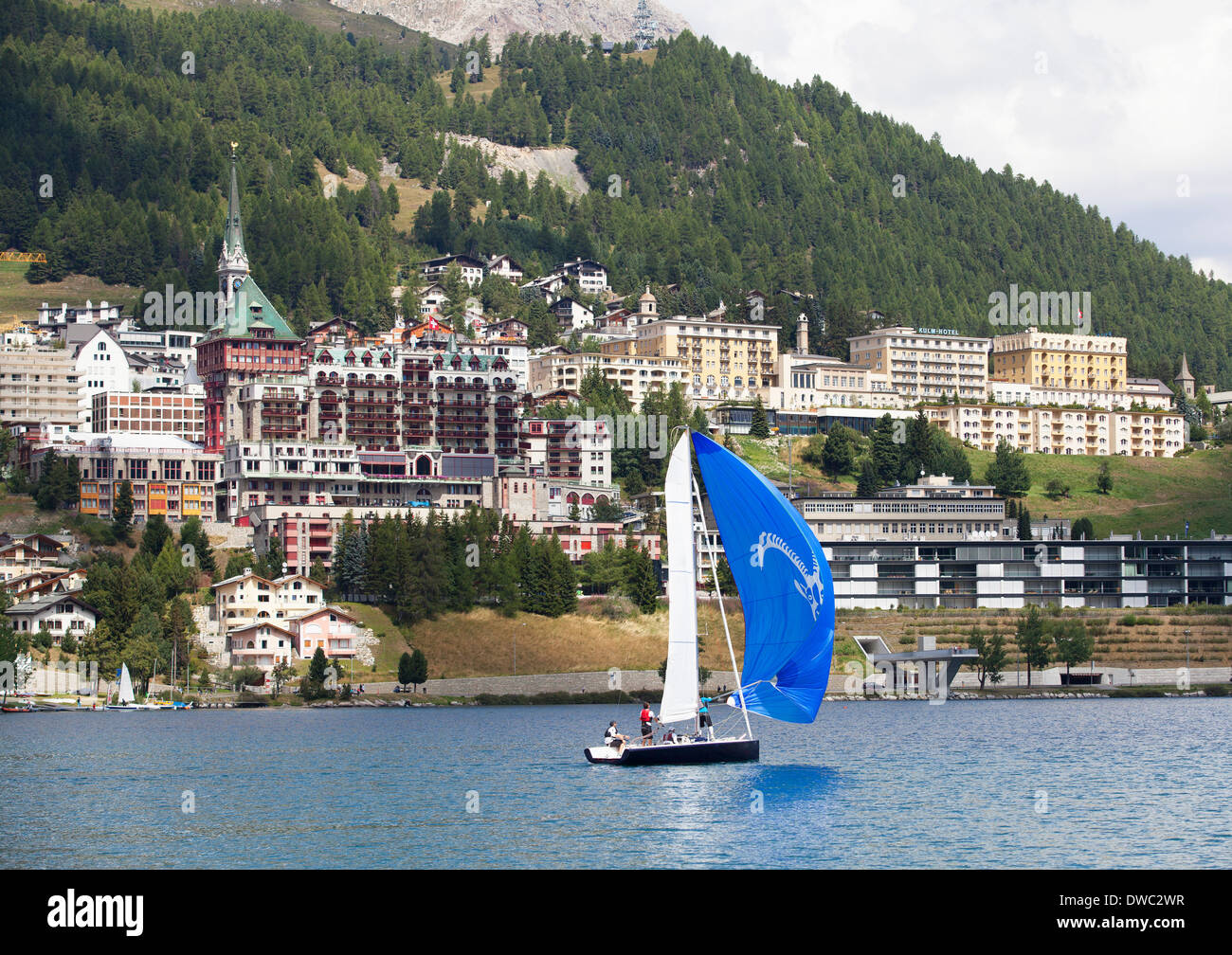 La Suisse, Saint-Moritz, bateaux sur le lac Saint-Moritzsee Banque D'Images